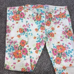 Aéropostale Flower jeans